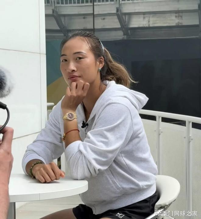 诺丁汉草地赛前，郑钦文迎来关键一战：复出爬坡期的答案，或许就在今晚18:30